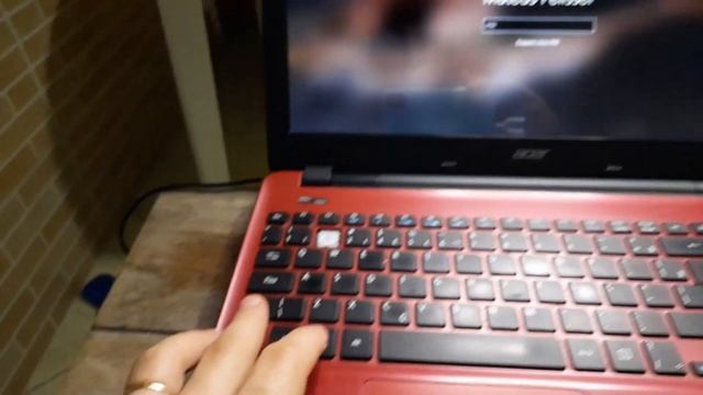 Notebook com TELA BRANCA ou PRETA após iniciar - Como Resolver? смотреть онлайн