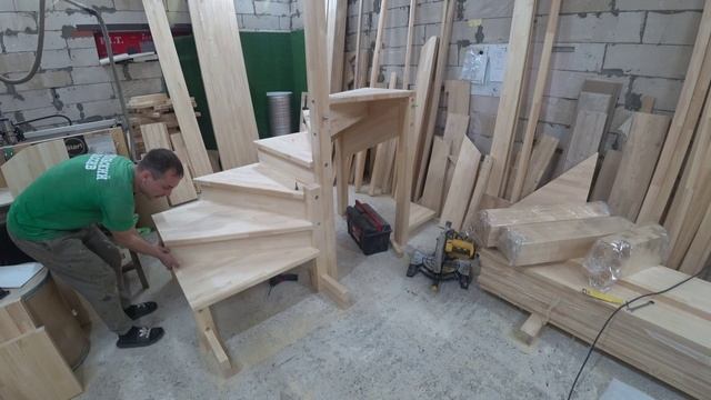 Лестница в Москву Алексею смотреть онлайн