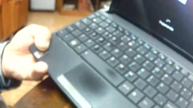 Eeepc Asus , pasamos a Windows 10 y mini fiesta por llegar a un 1k de suscriptores 2 смотреть онлайн