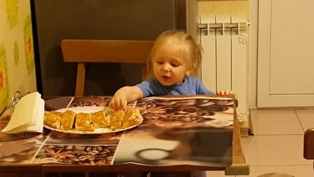 Тайком на кухне смотреть онлайн