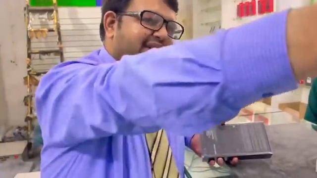 #Alhamdullilah Apple iPhone 12 pro max unboxing #ghareebLog #morethanenough смотреть онлайн