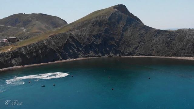 Crimea. Крым — Полёт над пляжем Орджоникидзе смотреть онлайн