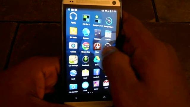 HTC One 4.4 Kit Kat смотреть онлайн