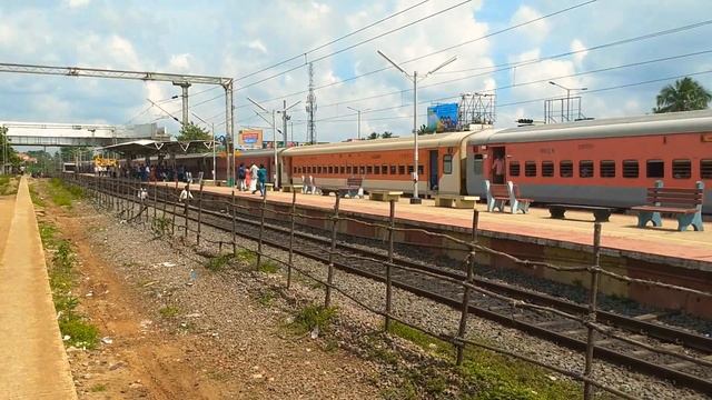 Surprise catch: Superb honking WDP4D LTT Karaikal express смотреть онлайн