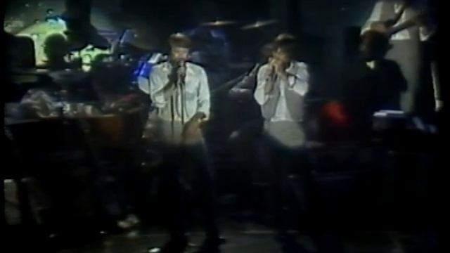 Glen Campbell - I'm so lonesome I could cry. смотреть онлайн