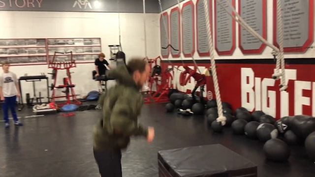 6 Minute Conditioning Workout | Logan Stieber смотреть онлайн