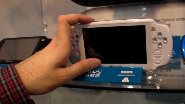 Yinlips shows 7", 5" and 4.3" Android game players смотреть онлайн