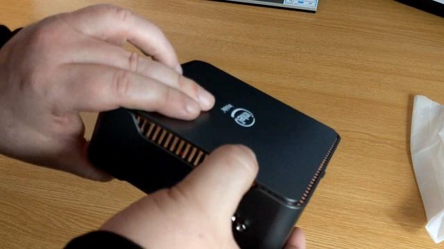 AK3V Windows Mini PC unboxing and review - Intel Quad-Core Processor perfect for office/work space смотреть онлайн