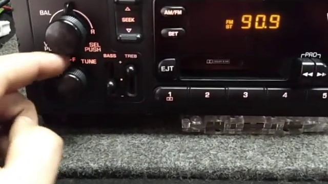 Estereo radio AM FM Cassette Chrysler Spirit LeBaron Shadow New yorker Voyager смотреть онлайн