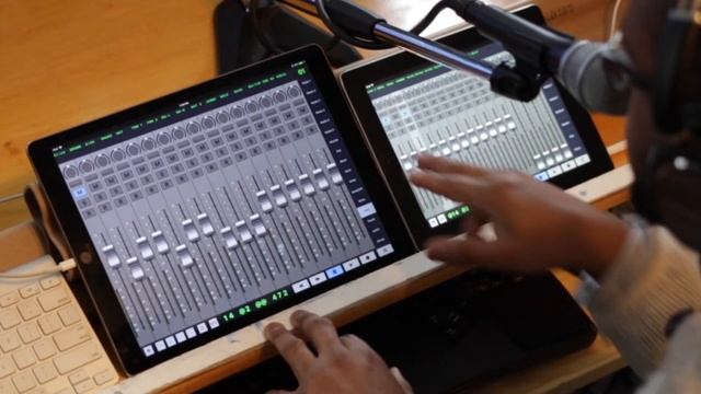 Donald Waugh give an overview of the Neyrinck V-Console (V-Control pro) смотреть онлайн