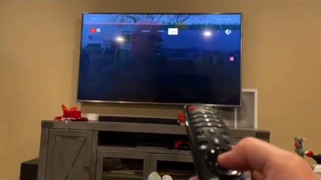 Control YouTube TV with LG TV Smart Remote смотреть онлайн