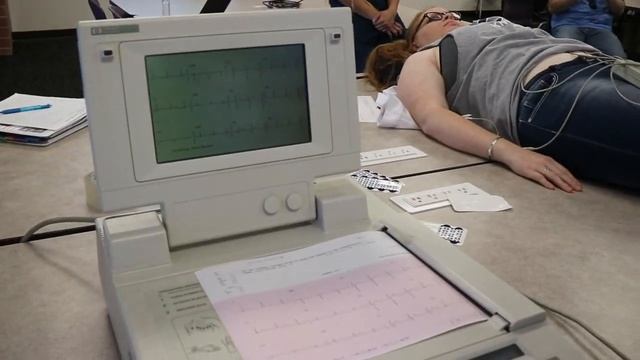 EKG Promo смотреть онлайн