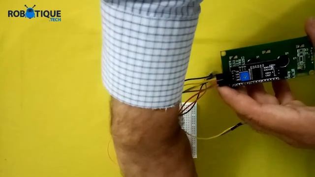 Connect Arduino to smartphone via bluetooth смотреть онлайн