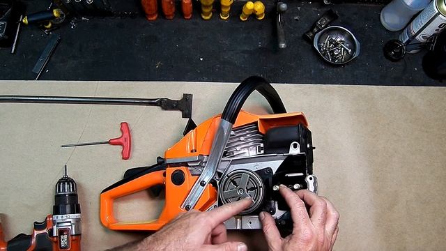 13 - Quais são os 4 Motivos por que a Motosserra vaza óleo ! смотреть онлайн