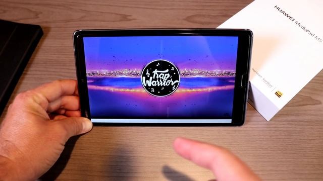 Huawei MediPad M5 (8.4") Review - Best Android tablet of 2018? смотреть онлайн