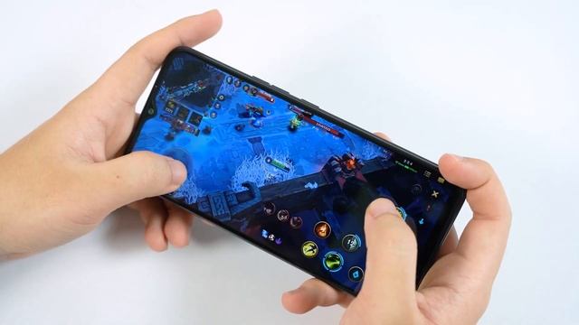 Test game Tecno Spark 8C: Hiệu năng của Unisoc QUÁ ĐỈNH! смотреть онлайн