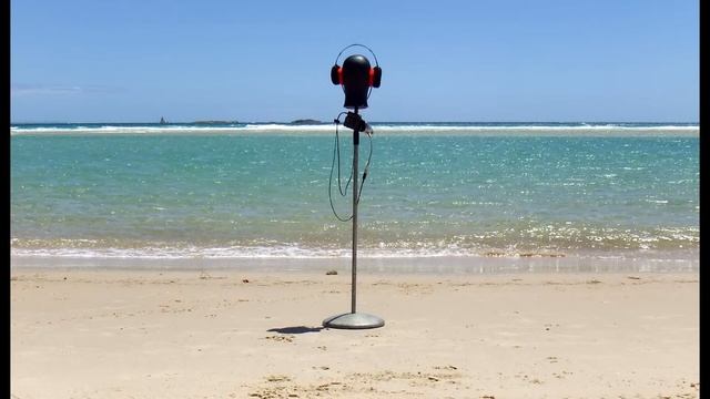 Stradbroke Island, Home Beach - 31 Oct 2018 1 minute of dummy head stereo смотреть онлайн