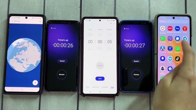 WhatsApp Group Call vs Alarm Clock/ Android & Samsung s8 & s9 & note 10,20 & Z Flip 3 смотреть онлайн