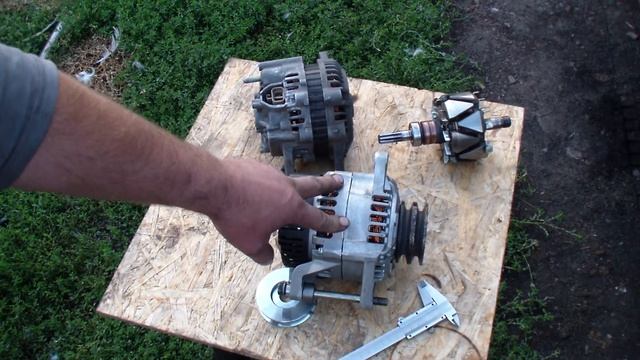 Mitsubishi Pajero 4D56 проблема с генератором. смотреть онлайн