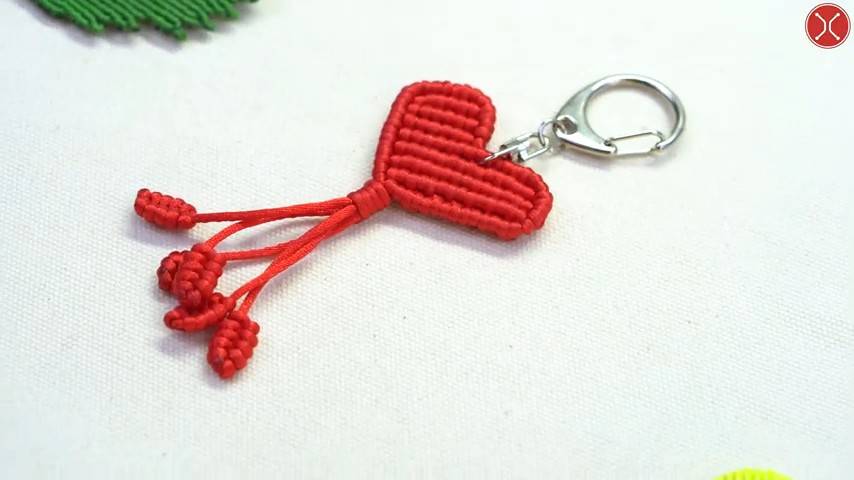 Macrame keychain ｜ Macrame Heart 💖 Keychain Tutorial ｜ Valentine's day gift 💕 смотреть онлайн
