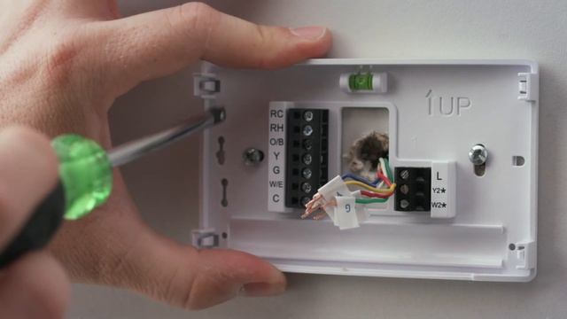See how easy it is to install and connect a Sensi™ smart thermostat смотреть онлайн