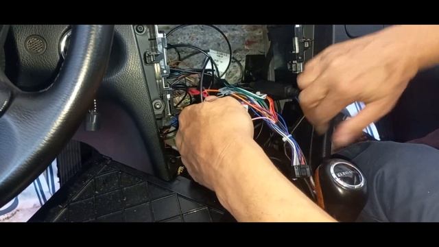 Instalación de Radio Android Auto 12 en Mercedes E class смотреть онлайн