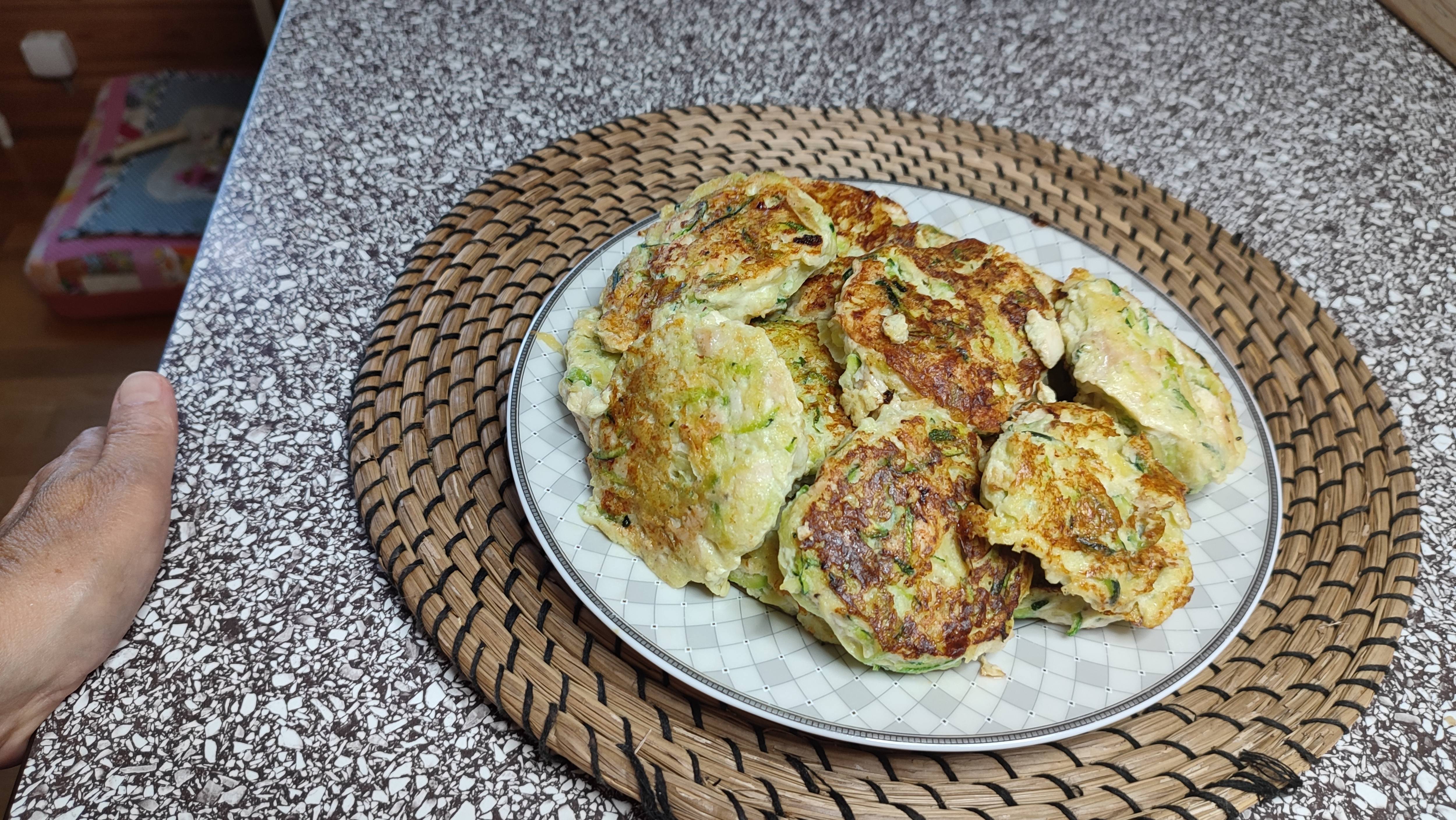 Смешайте курицу, чечевицу и брокколи смотреть онлайн