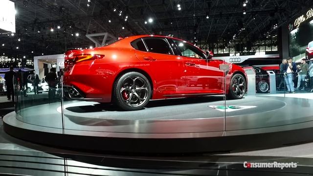 Giulia Marks Alfa Romeo's U.S. Comeback | Consumer Reports смотреть онлайн