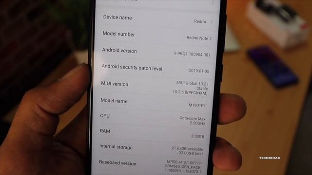 Is Stock Android Overrated in 2020 ? VS MIUI & Other Skins смотреть онлайн