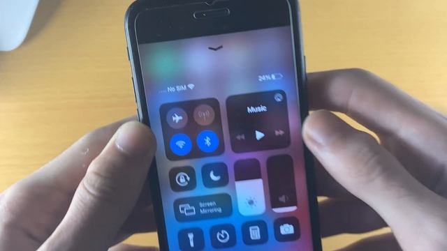 How To Screen Record on iPhone SE 2 (2020) смотреть онлайн