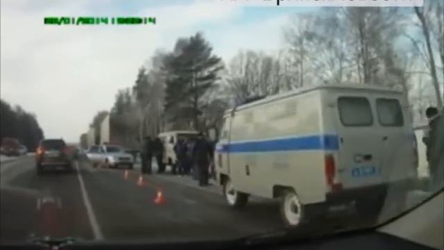 Не было шансов выжить у семейной пары, попавшей в ДТП под Выгоничами смотреть онлайн