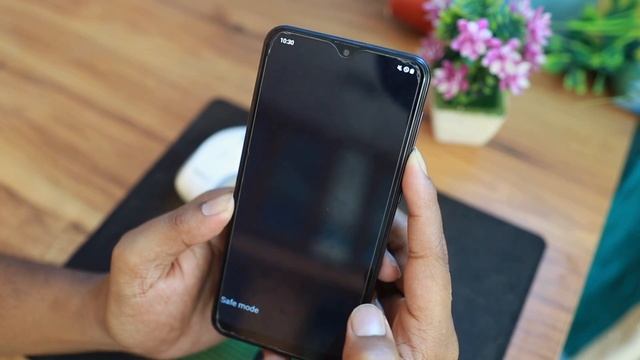 আপনার ফোনকে সেফ মোডে চালাবেন কি করে | How to Run your phone in Safe Mode смотреть онлайн