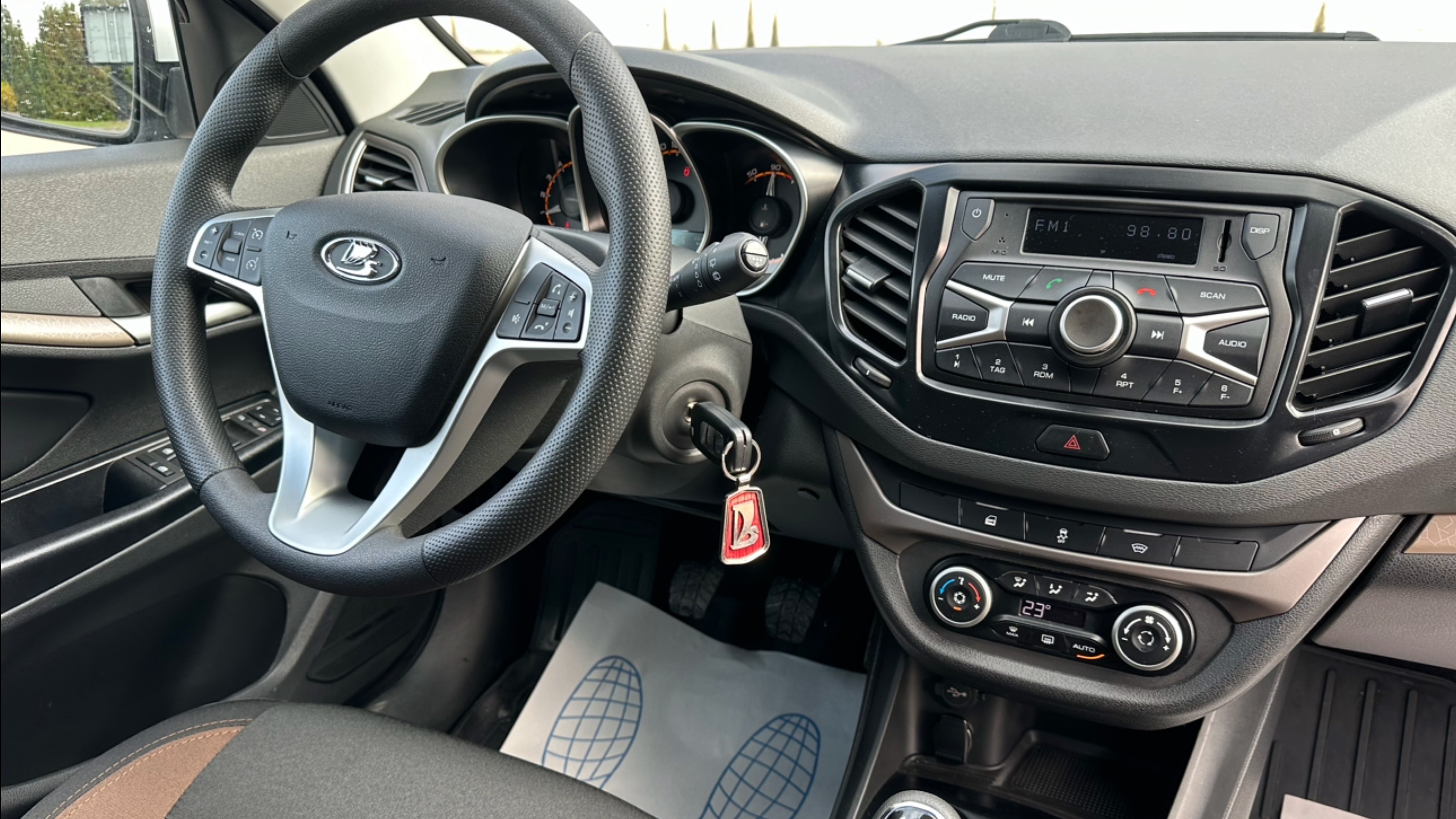 LADA Vesta SW 2019 1.6MT