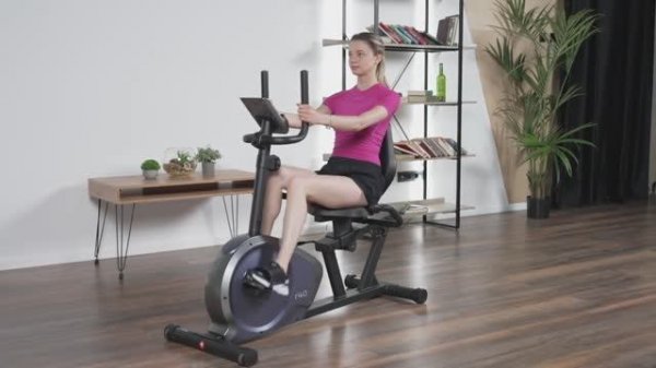 Обзор горизонтального велотренажера R40 от CARBON FITNESS