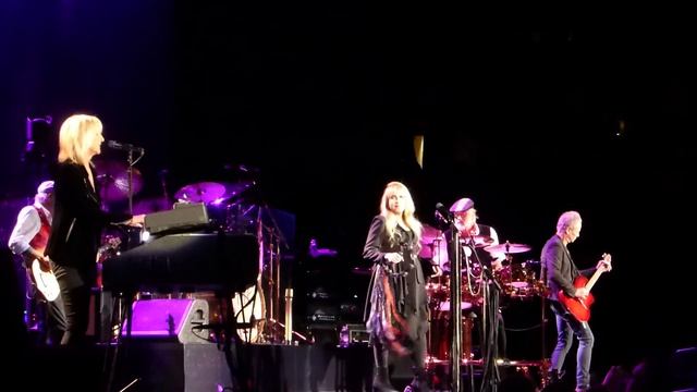 Fleetwood Mac "Over My Head" Live Toronto February 3 2015 смотреть онлайн