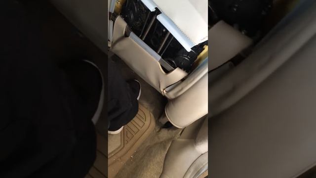 02 Cadillac headrest tv смотреть онлайн