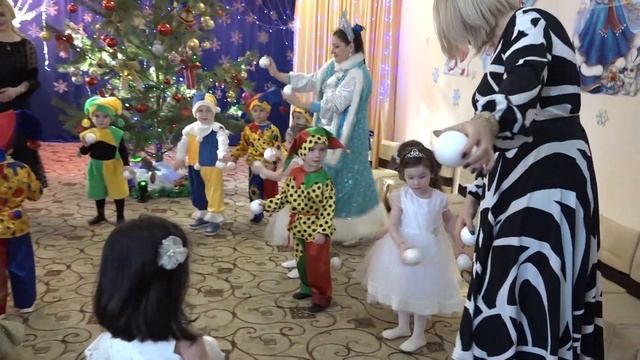 Новогодний утренник Прогимназия Нарткала 2 смотреть онлайн