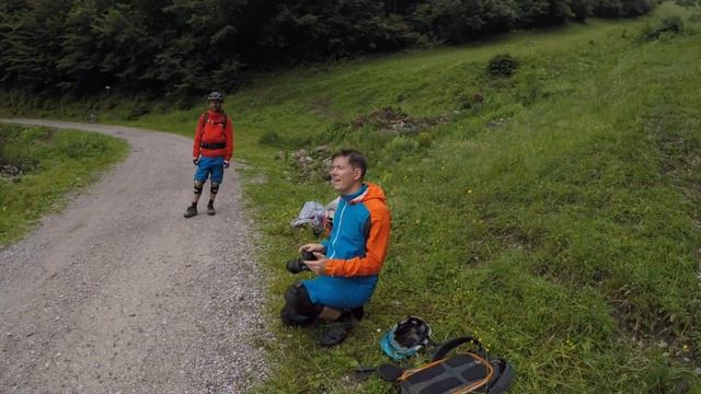 Singletrack VLOG Episode 13: Shooting Bikes and an Innsbruck City Tour смотреть онлайн