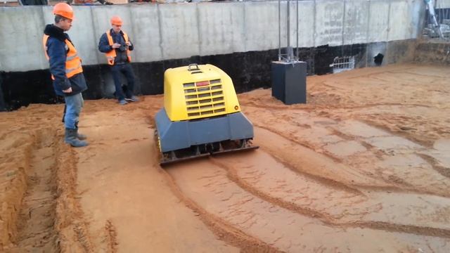 Виброплита DPU 130 смотреть онлайн