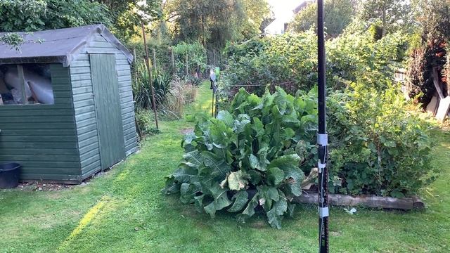 Suburban Mega-test: vintage and modern shortwave portables to be compared смотреть онлайн