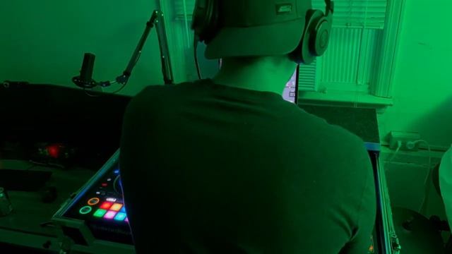 DDJ-RZX Virtual DJ Festival Set Snippet смотреть онлайн
