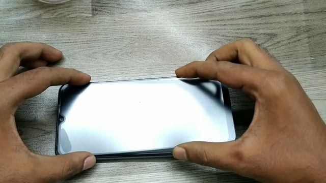 How to Put Tempered Glass Without Bubbles in Realme Narzo 20\Narzo 20A protectors|bubbles|Air scree смотреть онлайн