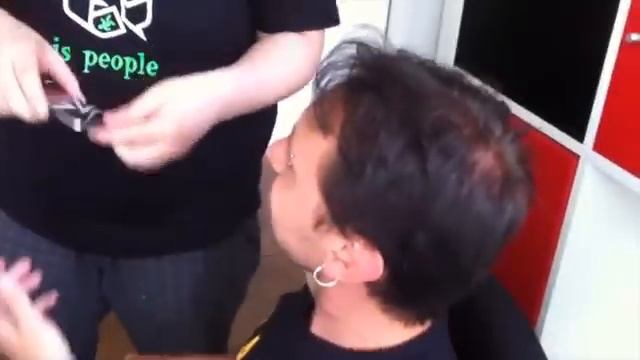 GameOne: Speedbeef: Techno Kitten Adventure смотреть онлайн