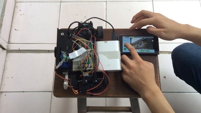Control motor - stream video with Raspberry Pi and Android device via WiFi смотреть онлайн