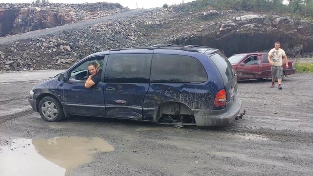 Chrysler voyager vrakbil Arendal смотреть онлайн
