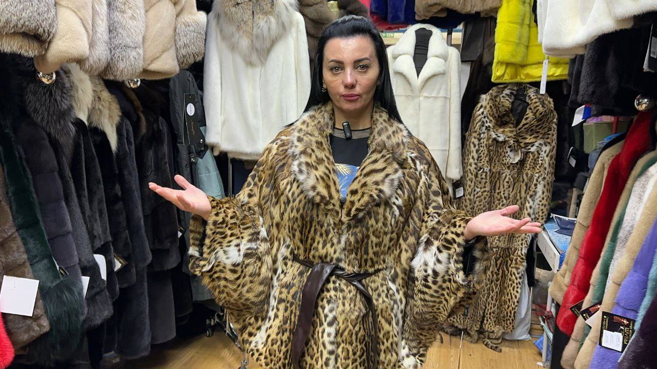 «Мир меха у Наиры» Красивые норковые шубы. Шубы из оцелота. смотреть онлайн
