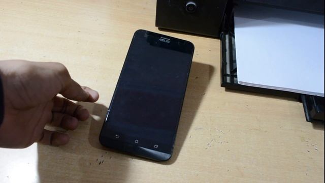 Asus Zenfone 2 : Install CM 14.1 ( Android 7.1.1 Nougat) смотреть онлайн