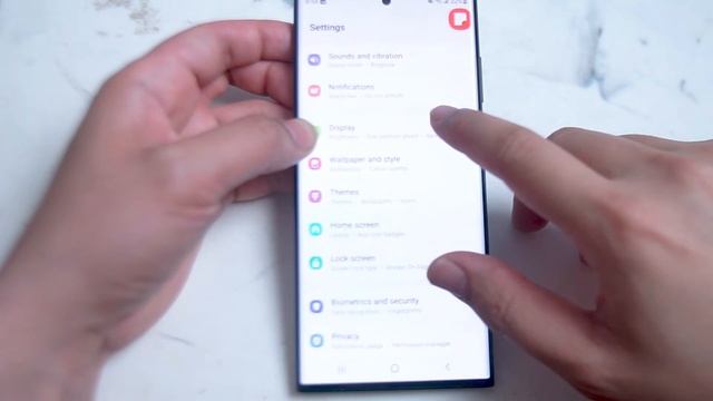 Samsung S22 Ultra - How to stop the screen from turning off. смотреть онлайн