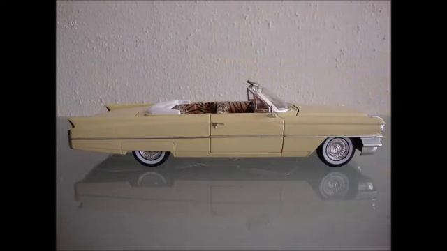 Cadillac - Scarface a escala 1:18.wmv смотреть онлайн