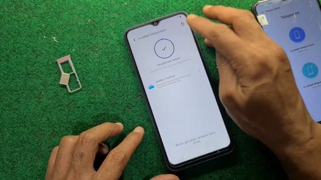 SOLUSI VIVO Y22 LUPA AKUN GOOGLE " BYPASS FRP VIVO V22 " TAMPA KOMPUTER / PC смотреть онлайн